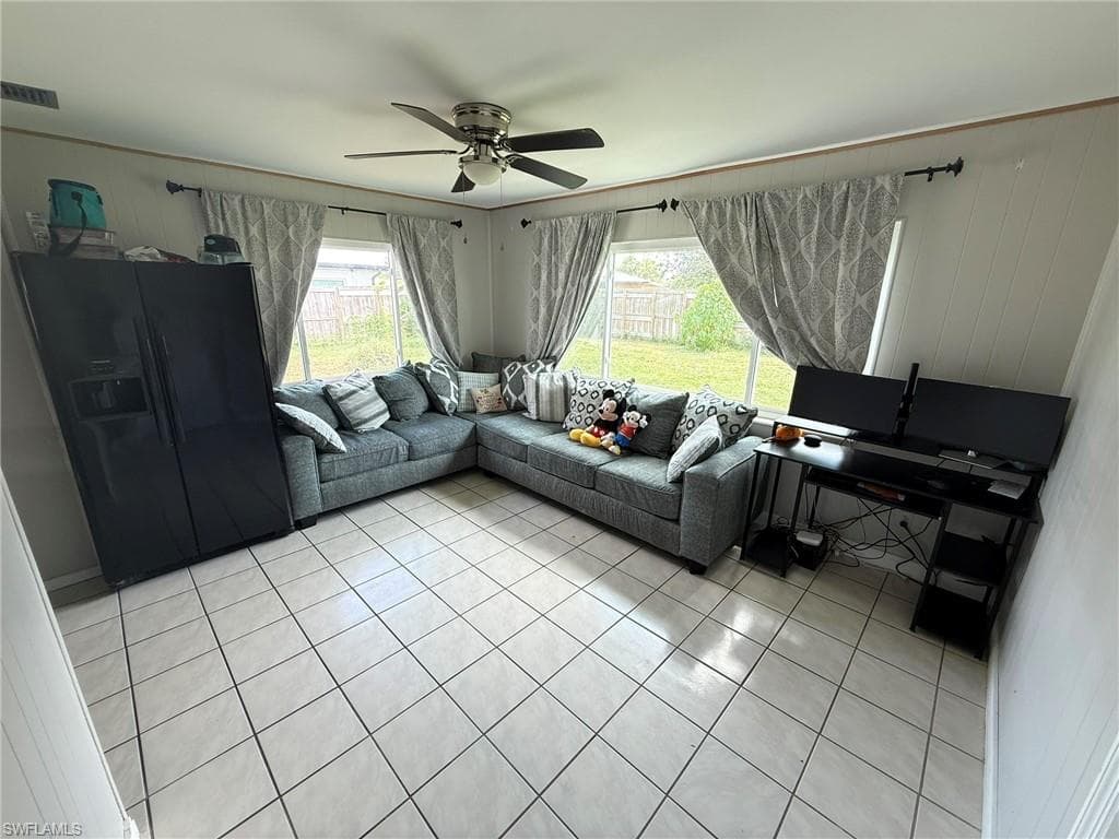 720 Shadyside ST, LEHIGH ACRES FL 33936-8