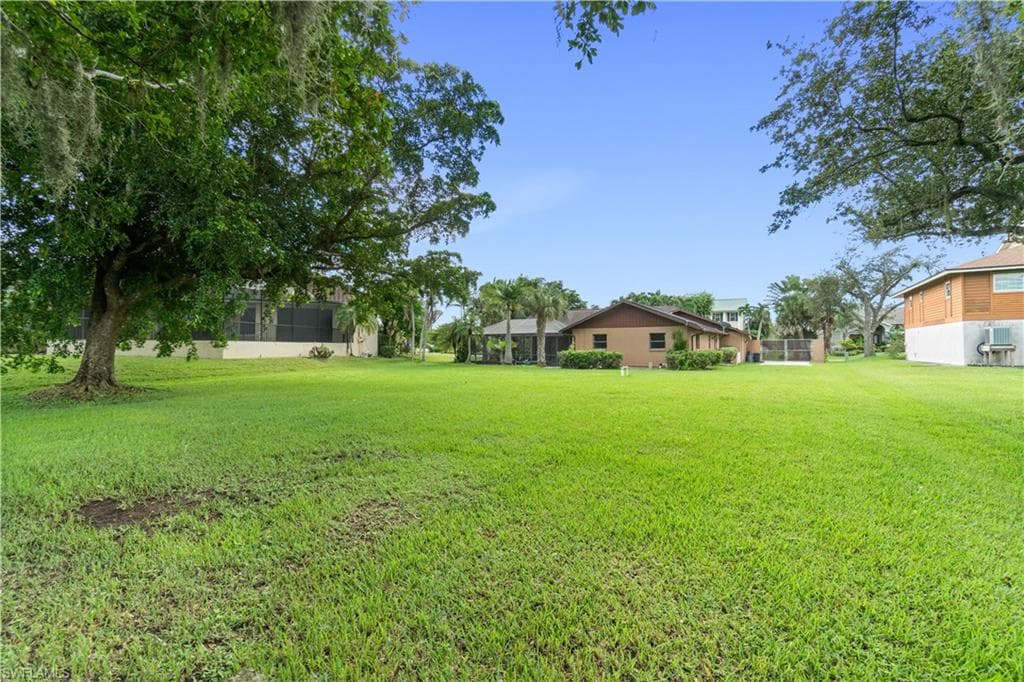 7220 Hendry Creek DR-15