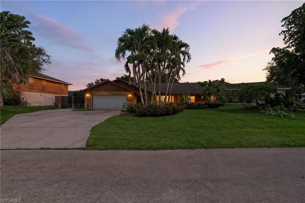 7220 Hendry Creek DR-29
