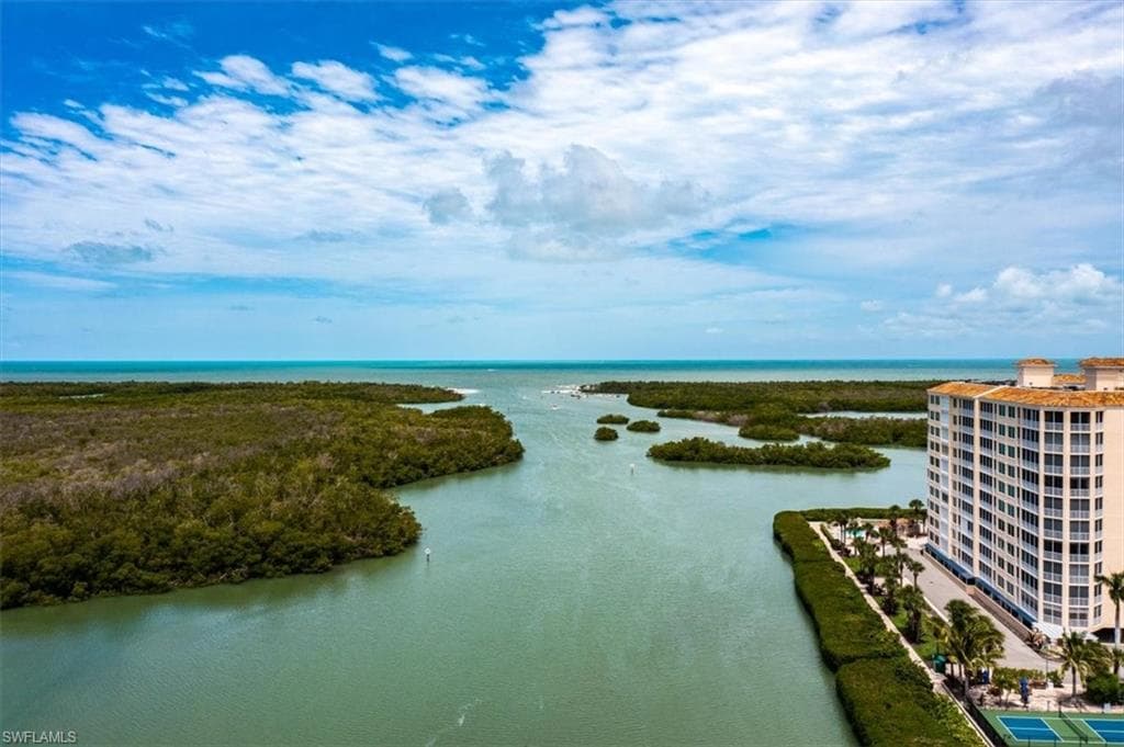 425 Dockside DR # 1, NAPLES FL 34110-29