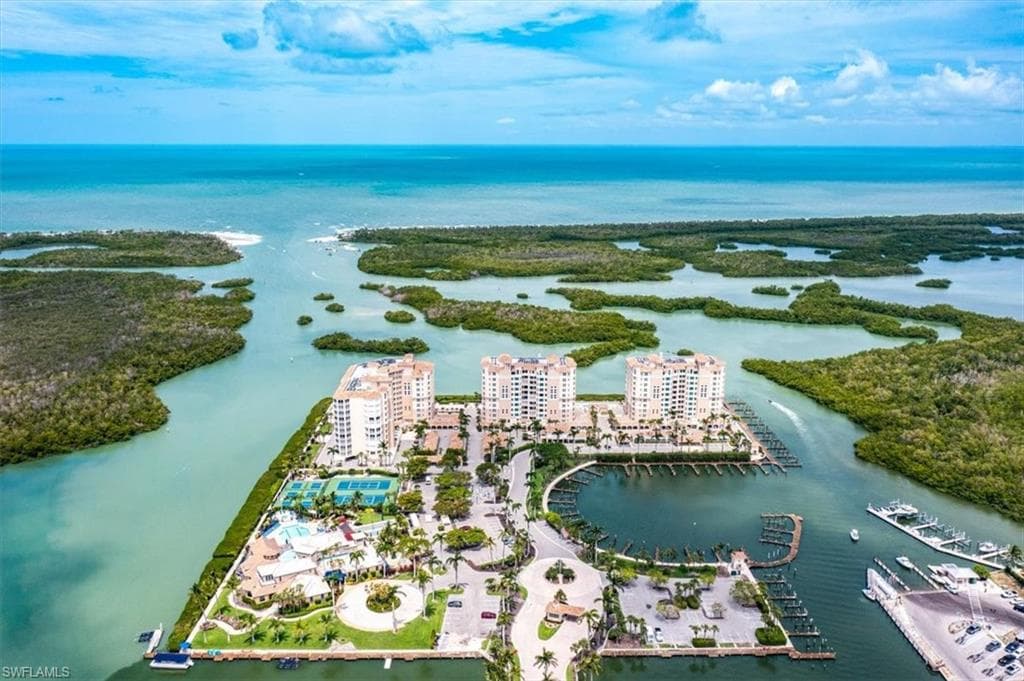 425 Dockside DR # 1, NAPLES FL 34110-28