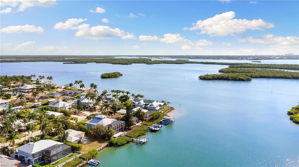 418 Panay AVE, NAPLES FL 34113-42
