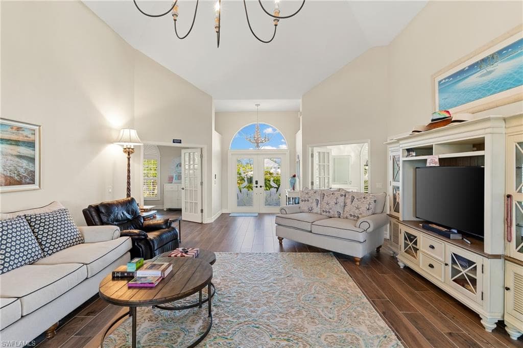 418 Panay AVE, NAPLES FL 34113-8