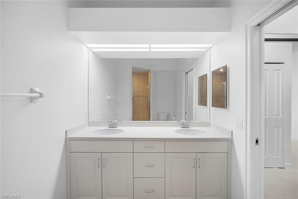 8581 Via Garibaldi CIR # 201, ESTERO FL 33928-26