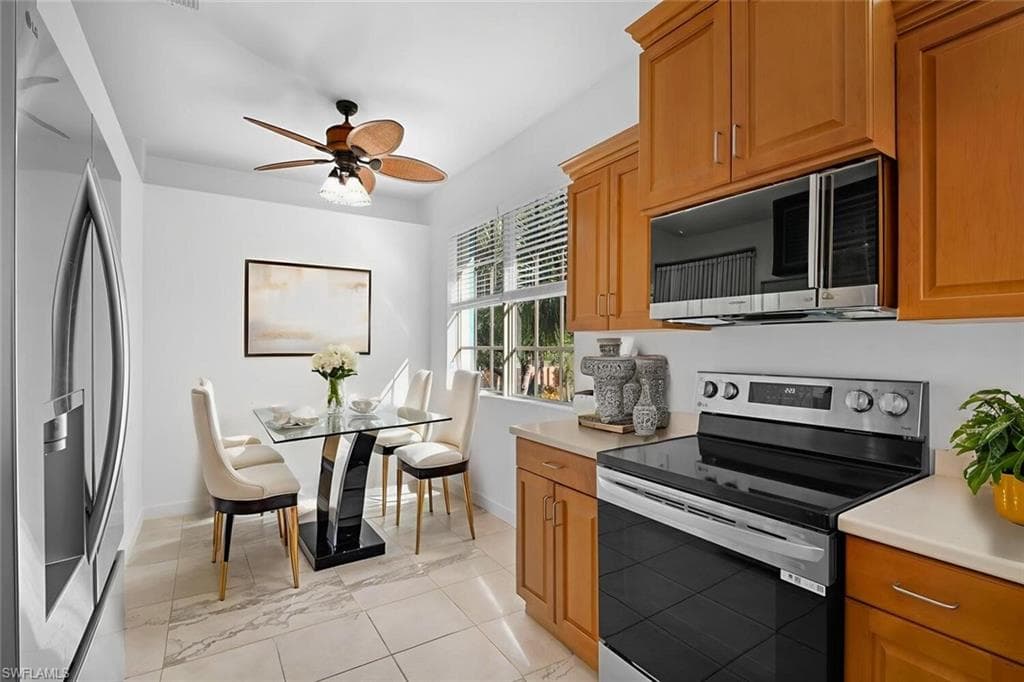 8581 Via Garibaldi CIR # 201, ESTERO FL 33928-17