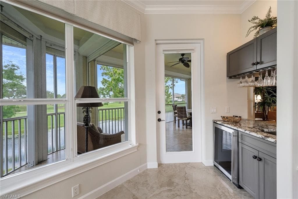 3019 Lancaster DR # 3, NAPLES FL 34105-19