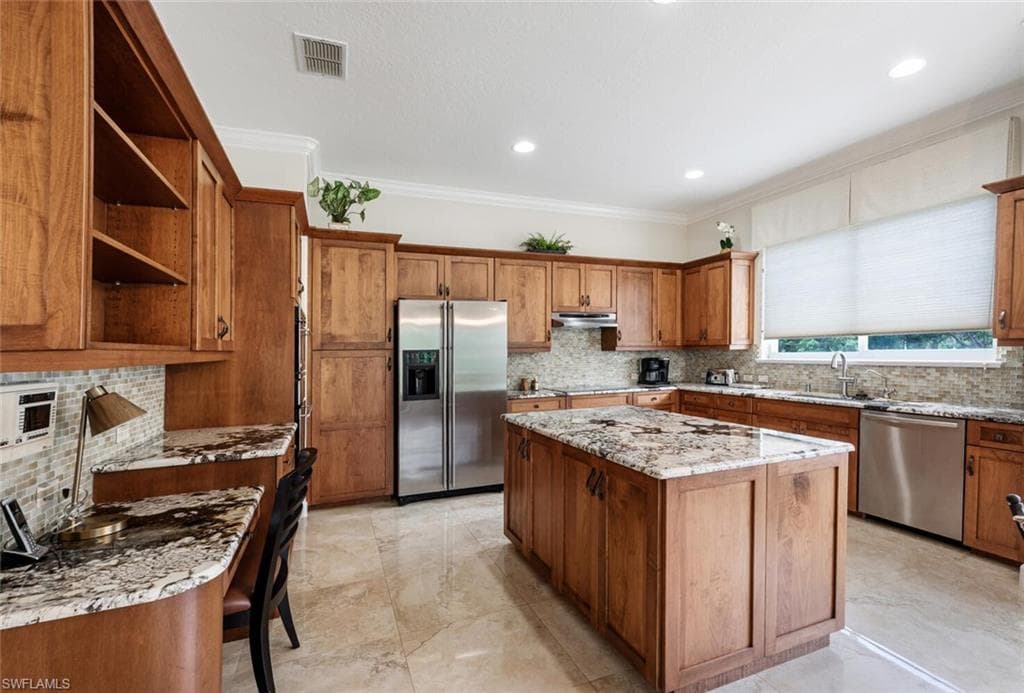 3019 Lancaster DR # 3, NAPLES FL 34105-10