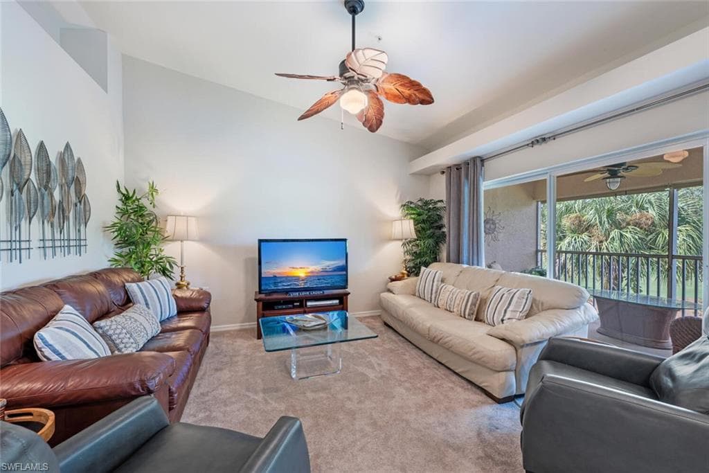 2895 Cypress Trace CIR # 202, NAPLES FL 34119-2