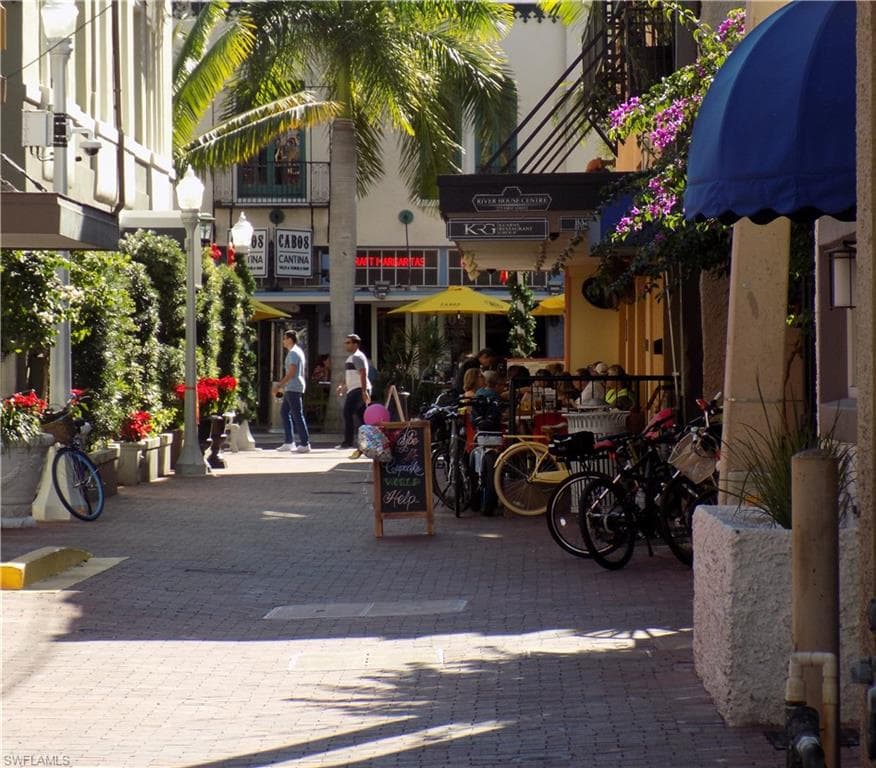 1920 Virginia AVE # 202, FORT MYERS FL 33901-33