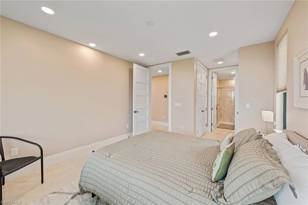 706 Waterside DR, MARCO ISLAND FL 34145-15