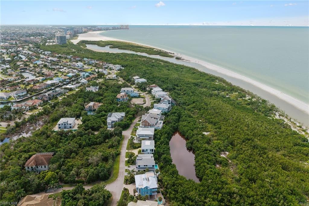 706 Waterside DR, MARCO ISLAND FL 34145-32