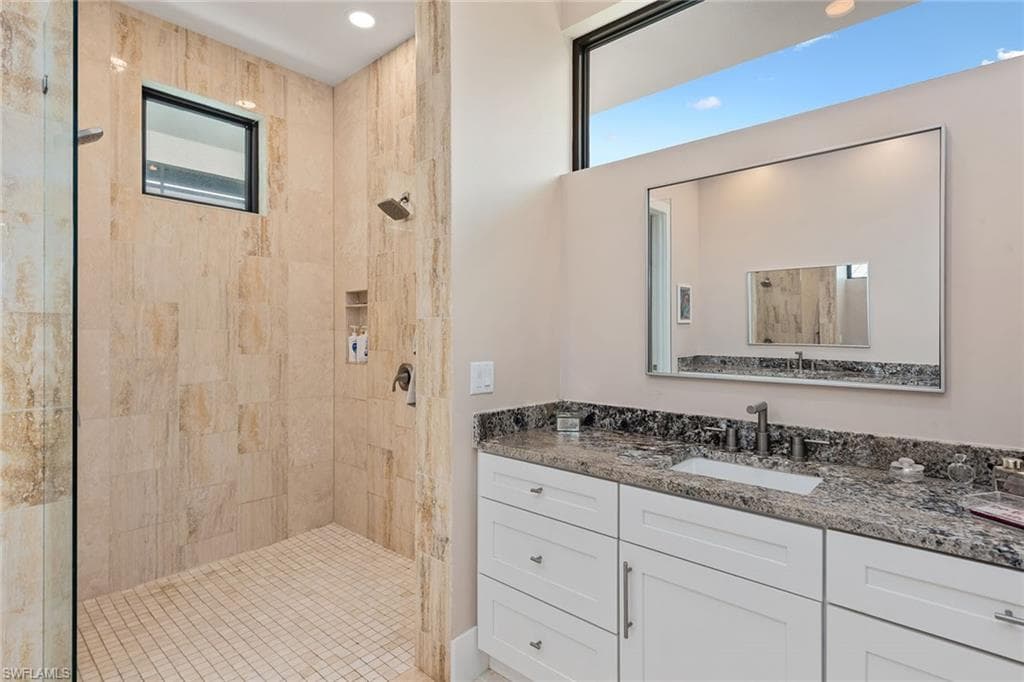 706 Waterside DR, MARCO ISLAND FL 34145-13