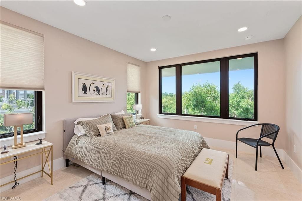 706 Waterside DR, MARCO ISLAND FL 34145-14