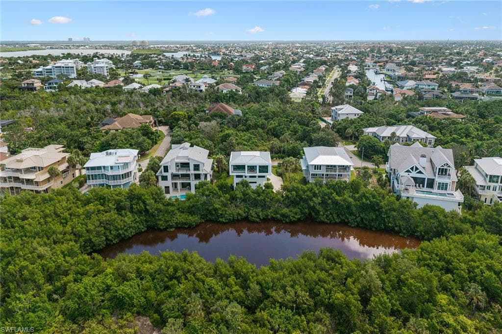 706 Waterside DR, MARCO ISLAND FL 34145-34