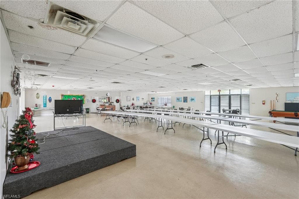 53 Grosbeak LN, NAPLES FL 34114-29