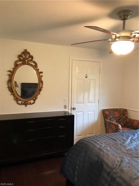 550 Forest Hills BLVD, NAPLES FL 34113-45