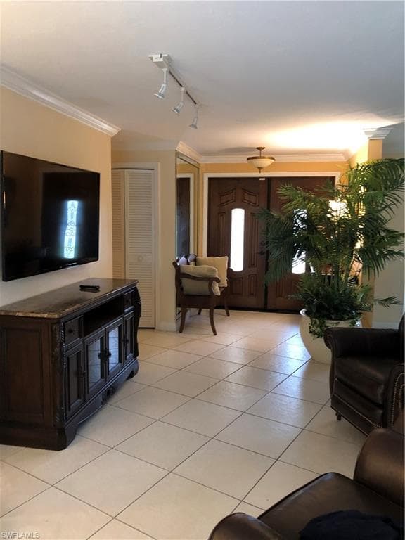 550 Forest Hills BLVD, NAPLES FL 34113-11