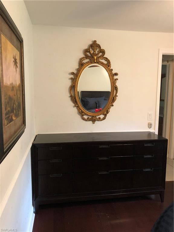 550 Forest Hills BLVD, NAPLES FL 34113-44