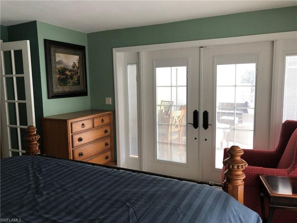 550 Forest Hills BLVD, NAPLES FL 34113-39