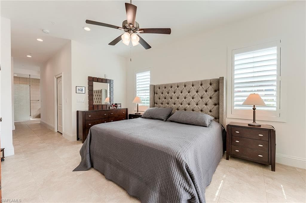 21530 Strada Nuova CIR # 215, ESTERO FL 33928-16