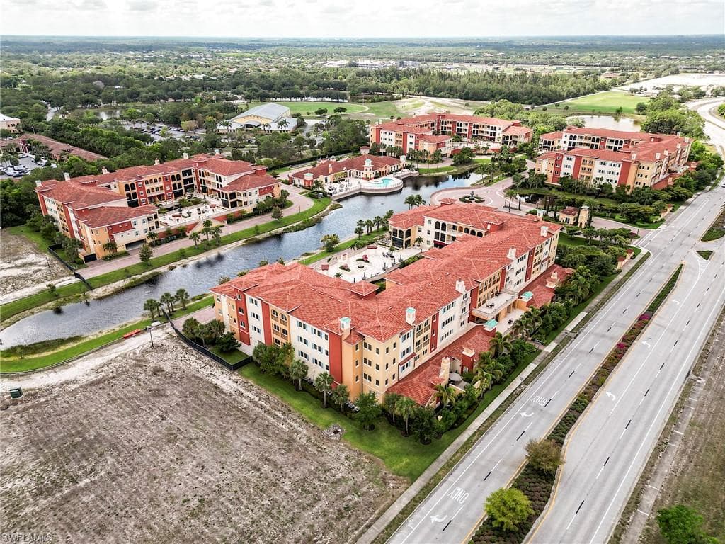 21530 Strada Nuova CIR # 215, ESTERO FL 33928-37