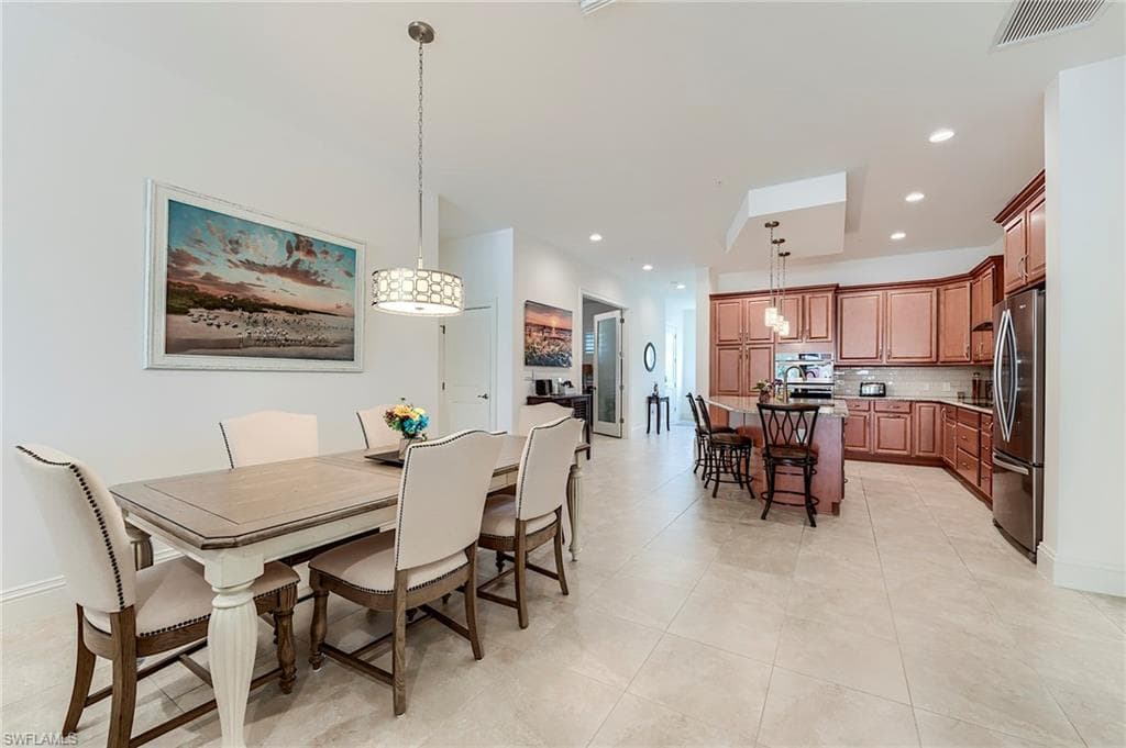 21530 Strada Nuova CIR # 215, ESTERO FL 33928-9