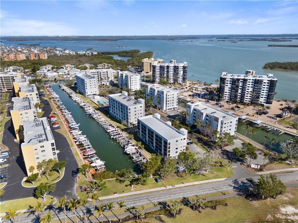 4371 Bay Beach LN # 411, FORT MYERS BEACH FL 33931-1