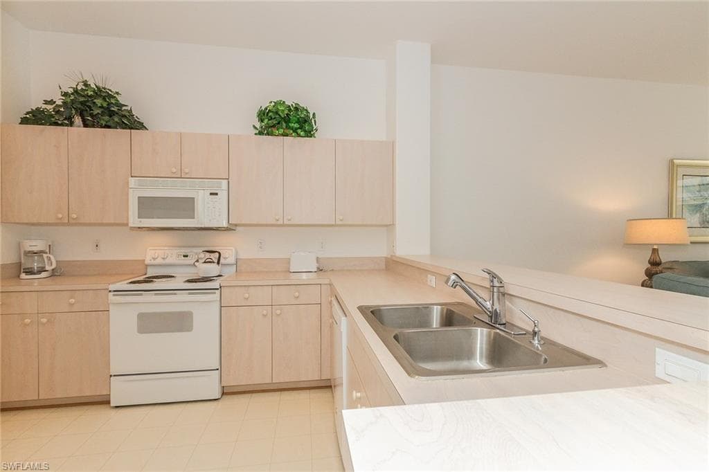 1025 Tarpon Cove DR 203-9