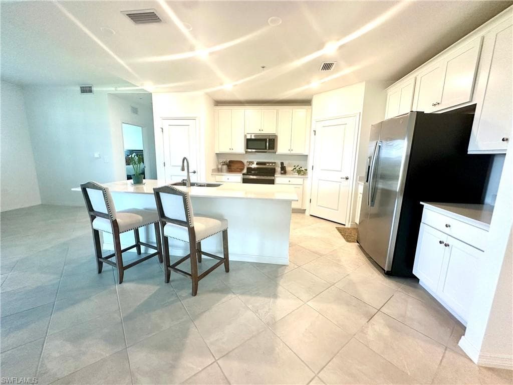 20610 Hazelnut CT 1511-1