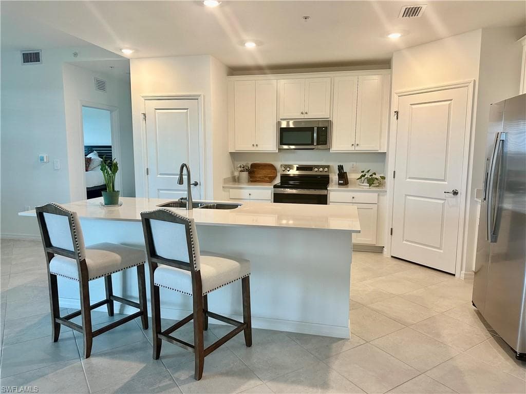 20610 Hazelnut CT 1511-2