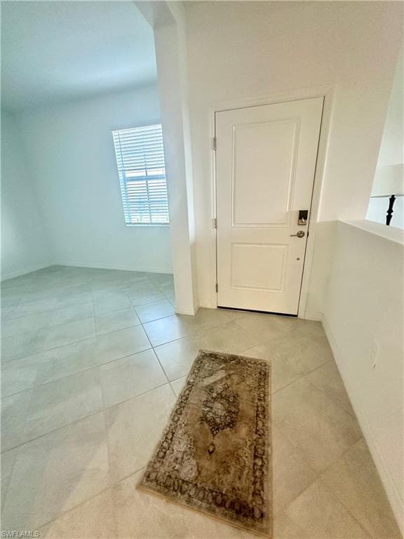 20610 Hazelnut CT 1511-18