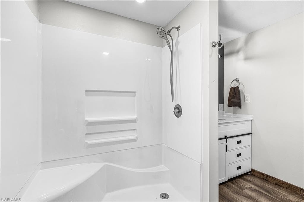 161 W Hampton DR, FORT MYERS FL 33908-24