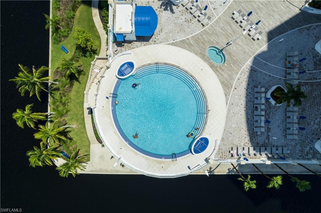 2743 1st ST # 406, FORT MYERS FL 33916-6