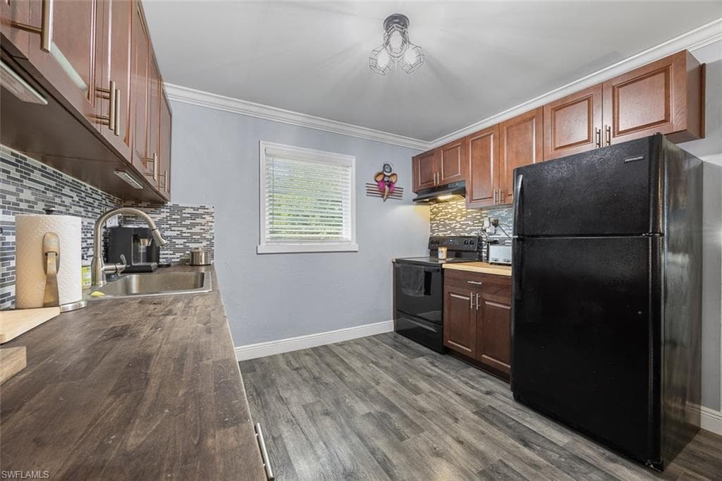 3916 Woodside AVE, FORT MYERS FL 33916-6