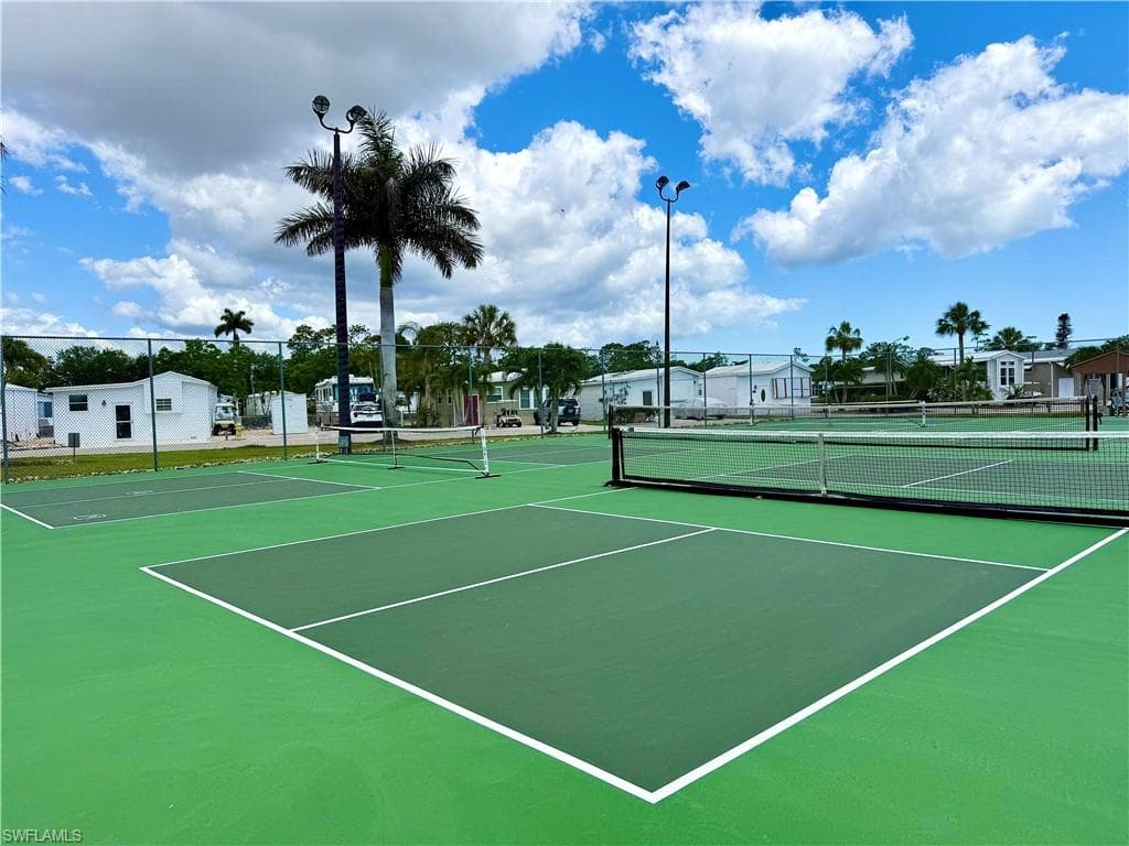447 Cheetah DR, NAPLES FL 34114-35