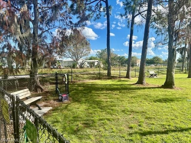 447 Cheetah DR, NAPLES FL 34114-29