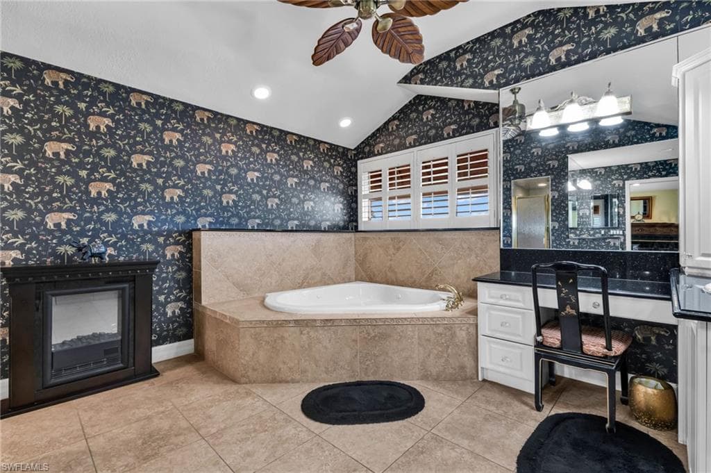 3736 Bordeaux DR, PUNTA GORDA FL 33950-30