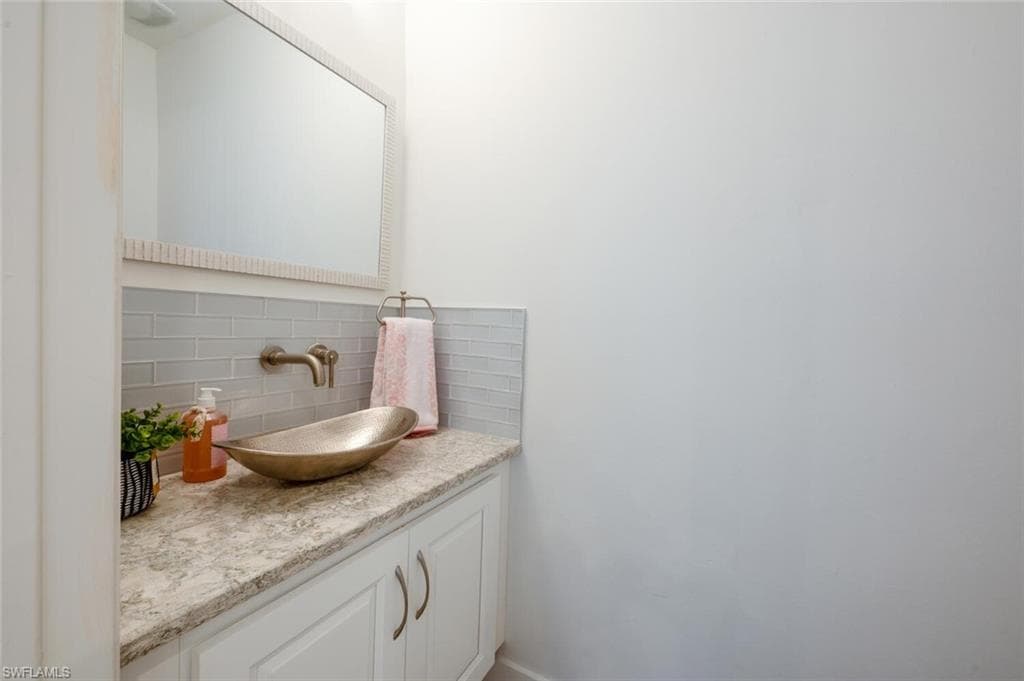 4251 Covey CIR # 17C, NAPLES FL 34109-13