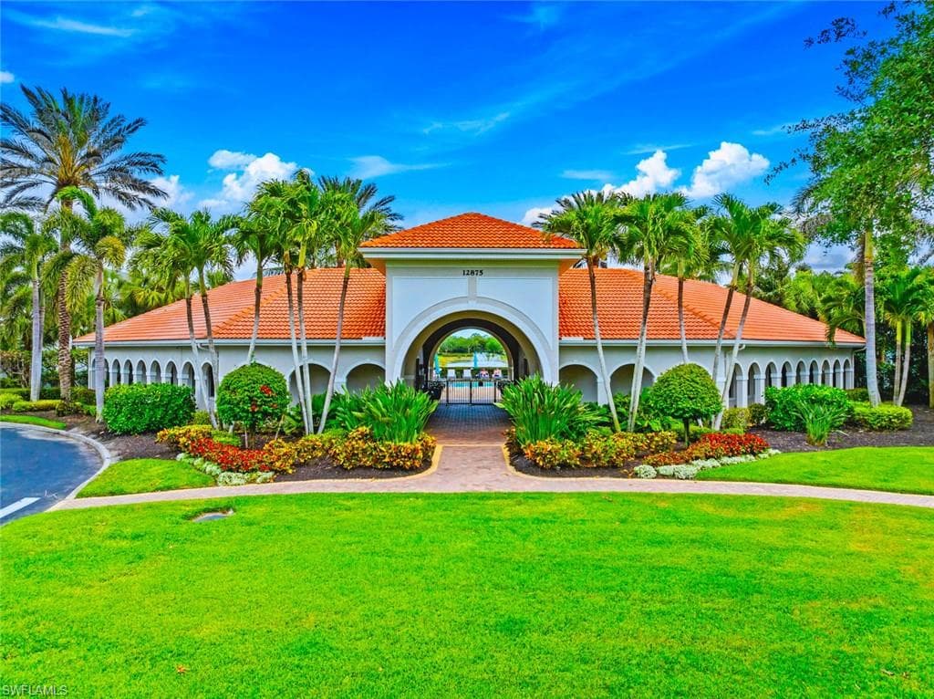 12667 Biscayne CT, NAPLES FL 34105-38