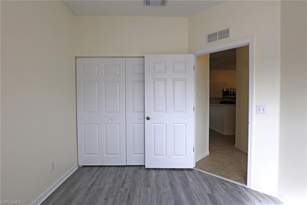 4117 Bellasol CIR # 121, FORT MYERS FL 33916-8