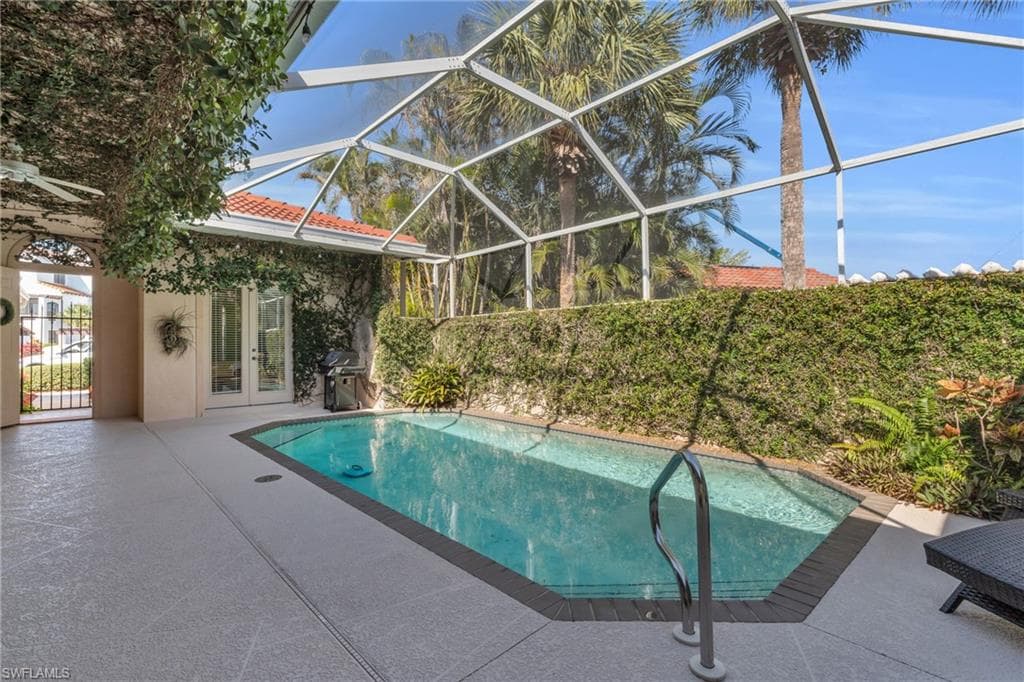 15108 Ports Of Iona DR-25