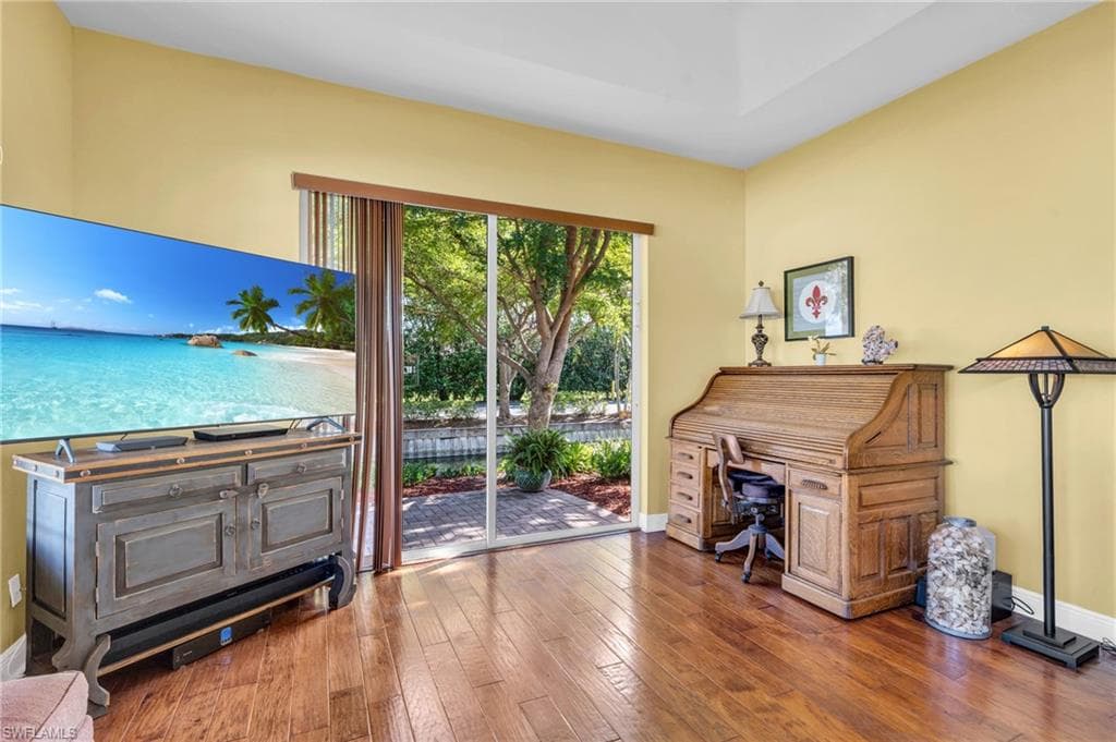 15108 Ports Of Iona DR-8