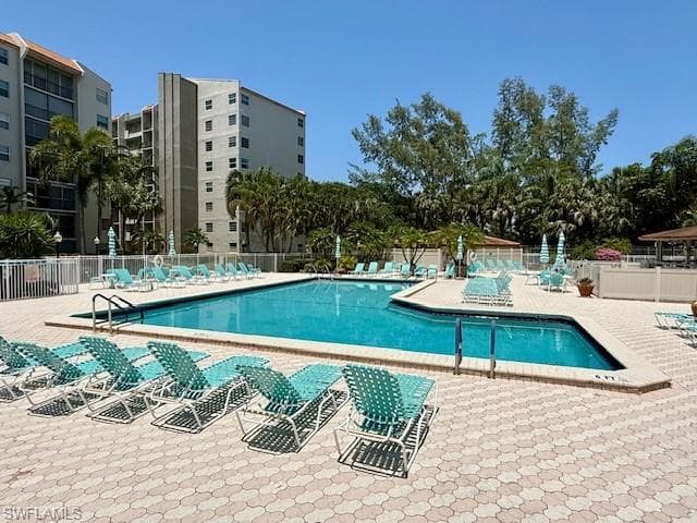 3910 INVERRARY BLVD # B, LAUDERHILL FL 33319-19