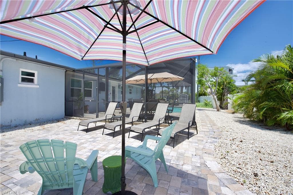 240 Fairweather LN, FORT MYERS BEACH FL 33931-23