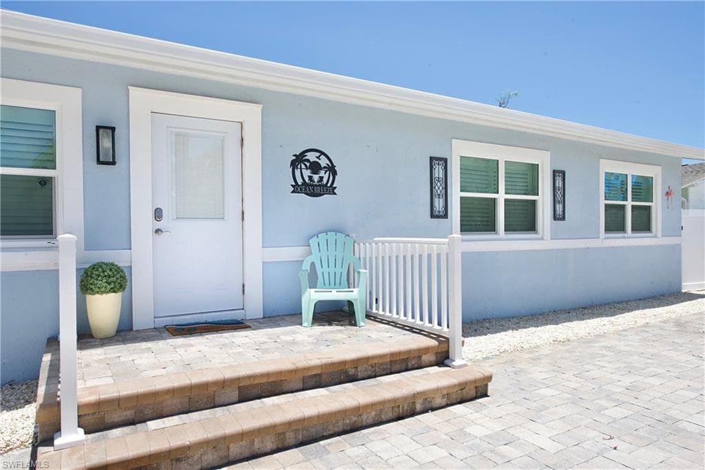 240 Fairweather LN, FORT MYERS BEACH FL 33931-34