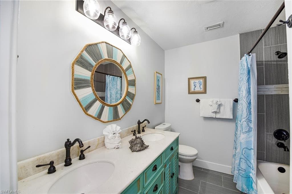 240 Fairweather LN, FORT MYERS BEACH FL 33931-20