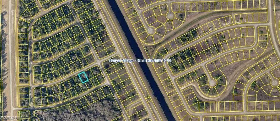217 Clover AVE, LABELLE FL 33935-1