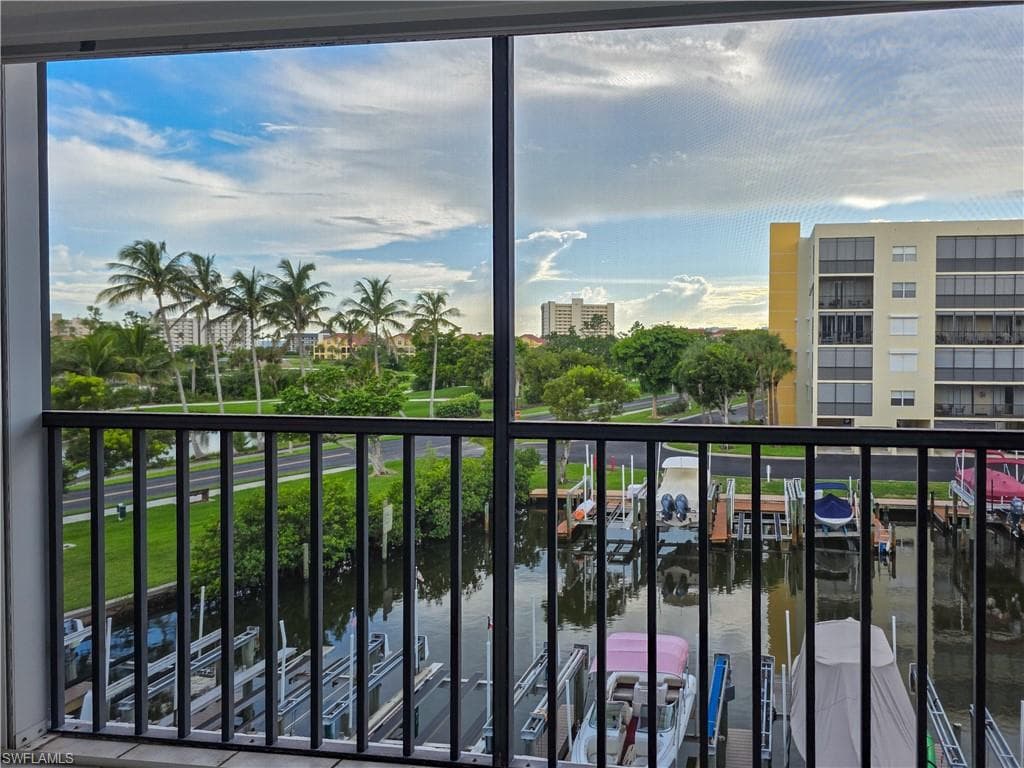4371 Bay Beach LN # 313, FORT MYERS BEACH FL 33931-4