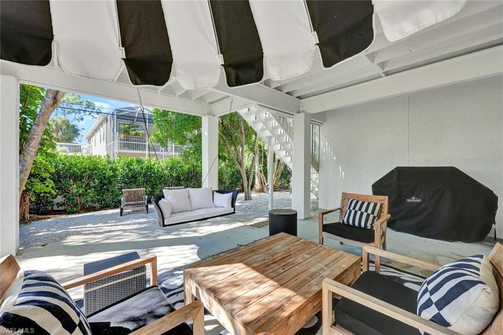 746 Park AVE, NAPLES FL 34110-16