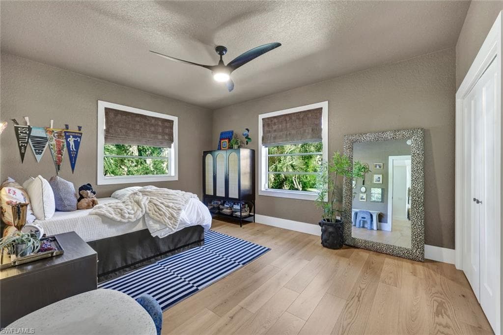 746 Park AVE, NAPLES FL 34110-11